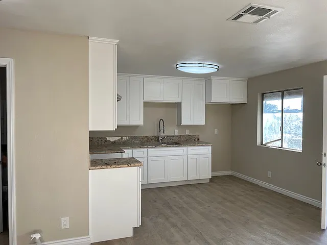 2 bed, 750 sqft, $1,650 — Photo 2