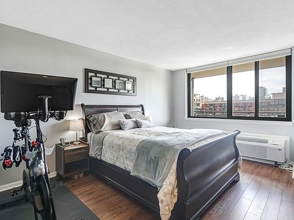 5th image of 551 Observer Hwy APT 11H