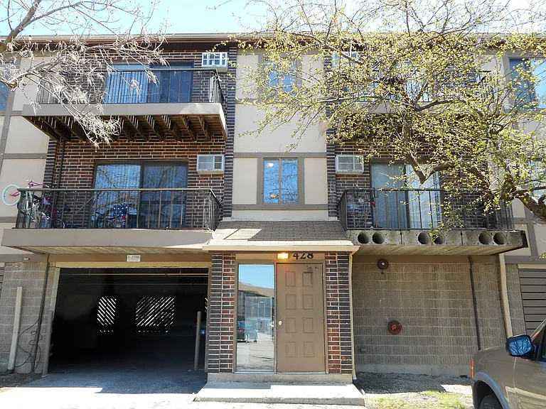 Bailey Road Apartments — Photo 6