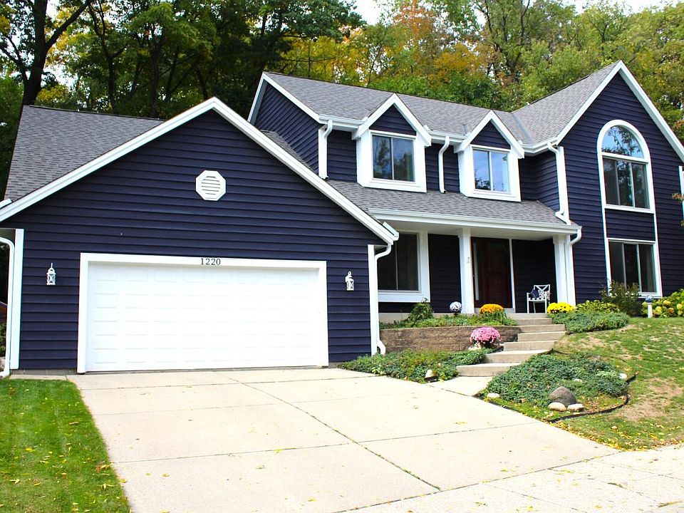 1st image of 1220 Cavalier DRIVE