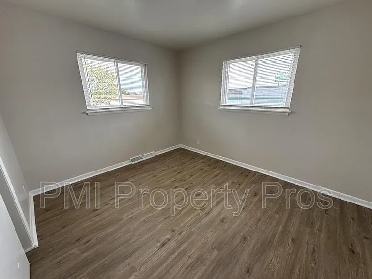7701 W Hampton Ave #2 — Photo 14