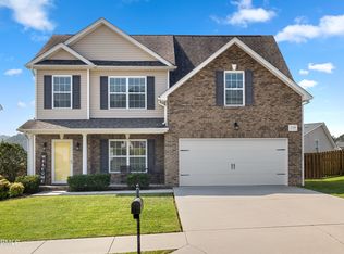 1750 Point Wood Dr, Knoxville, TN 37920