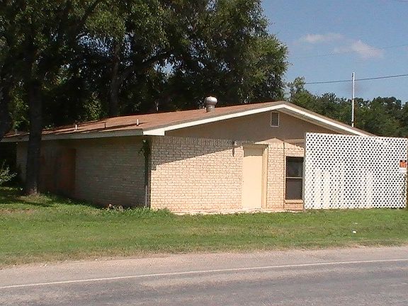 5th image of 401 S Nueces St