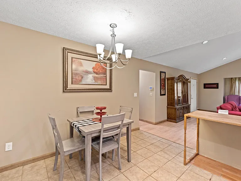 4127 Ellistown Rd — Photo 2