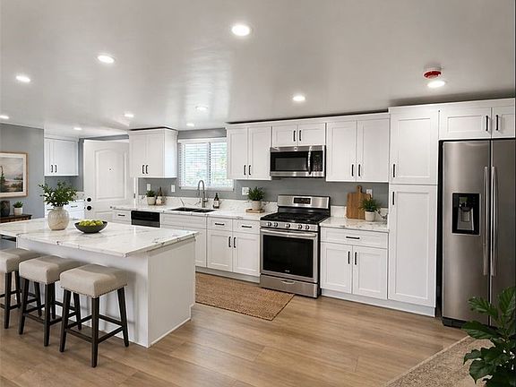 3rd image of 73408 Yucca Ave