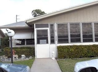 3484 Americo Dr, West Palm Beach, FL 33417