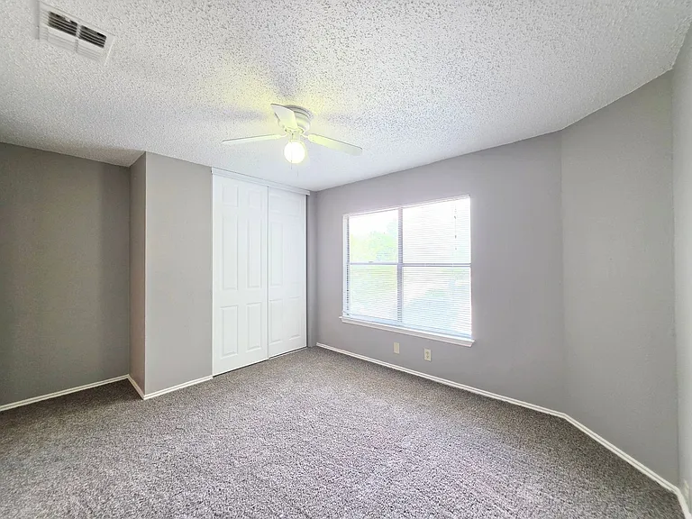 8562 Serene Ridge Dr — Photo 10