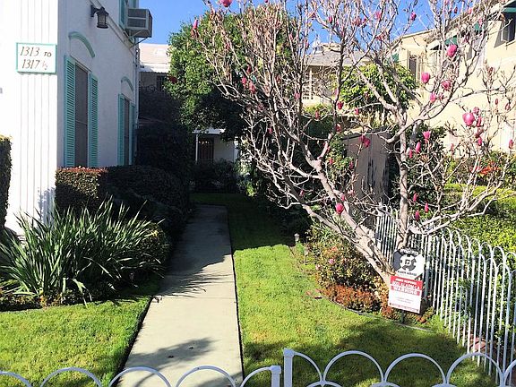 2nd image of 1313 N Alta Vista Blvd