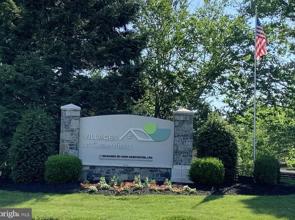 443 Eastwood Ln, Lancaster, PA 17603