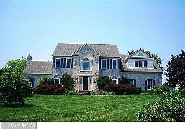 1st image of 3325 N Berkshire Ct
