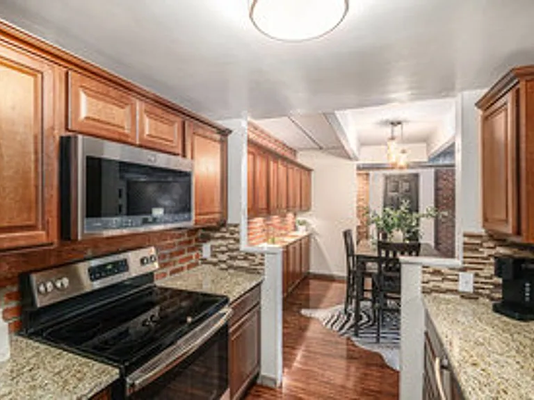 415 S Howes St N #202 — Photo 9