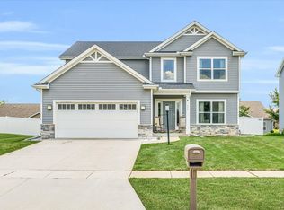 406 Capitol St, Savoy, IL