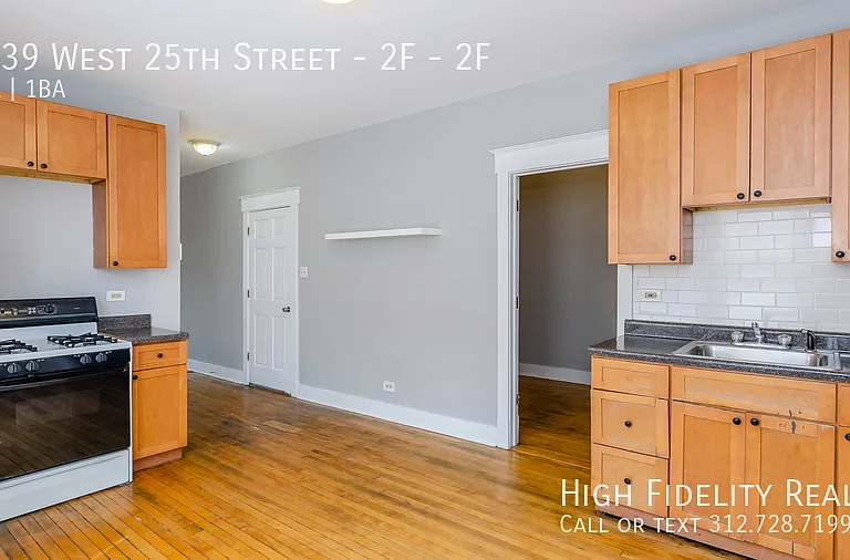 2639 W 25th St #2F — Photo 2