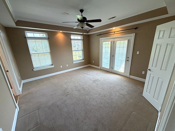 5th image of 98 Melrose Dr