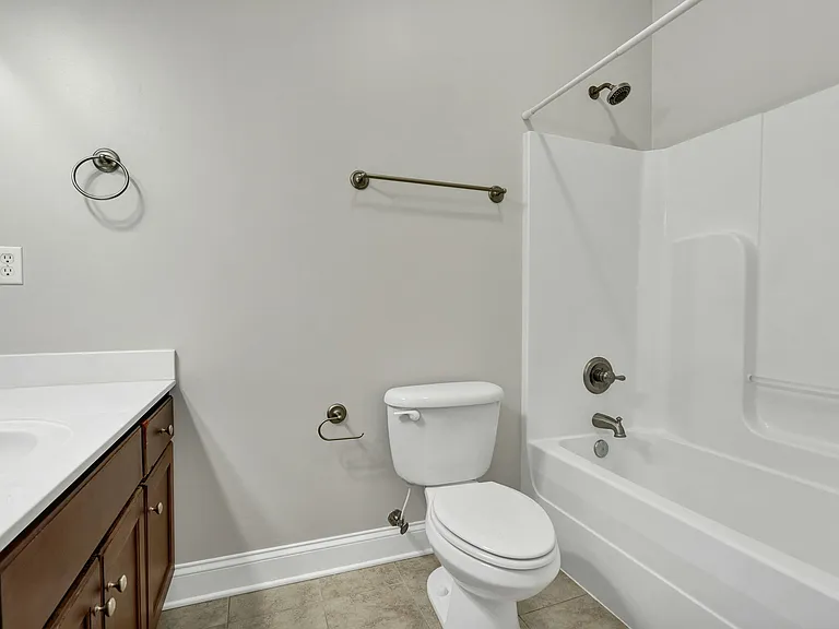 955 Dodie Dr — Photo 34