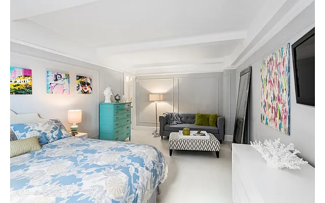 Sold by Douglas Elliman | media 3