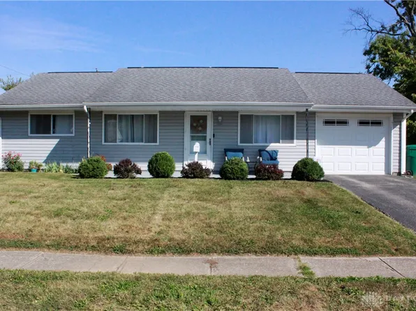 1132 Fyffe Ave, New Carlisle, OH 45344