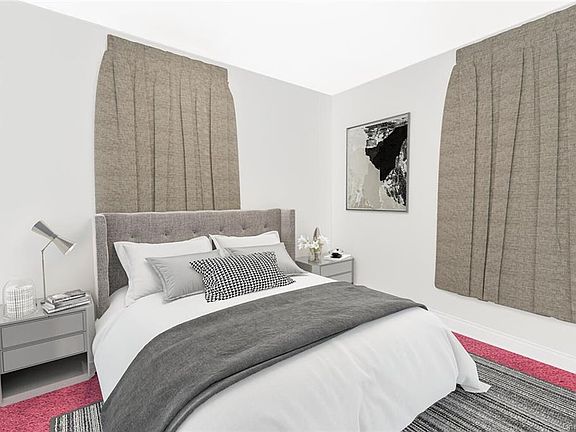3rd image of 309 N Broadway APT 2J