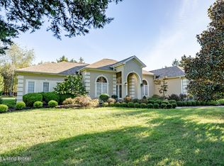 2700 Flat Rock Rd, Louisville, KY 40245