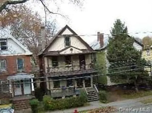 200 N Hamilton St #1, Poughkeepsie, NY 12601