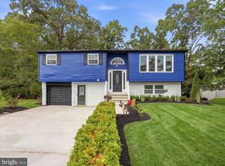 33 Briarcliff Rd, Atco, NJ 08004