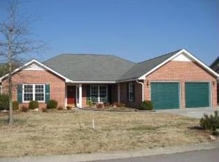 1312 Liverpool Ln, Maryville, TN 37803
