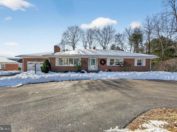 289 W Chestnut Hill Rd, Newark, DE 19713