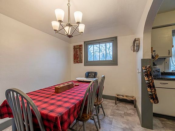 5th image of 1208 Elgin Ave