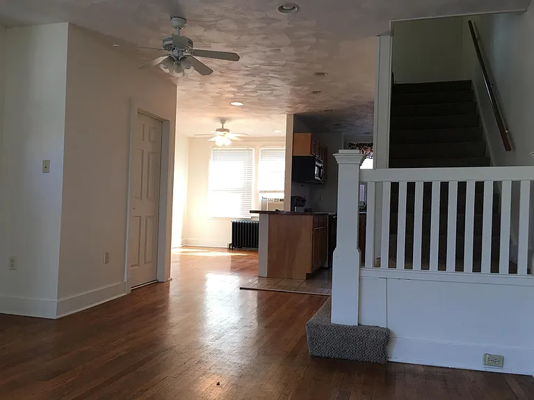 501 S Graham St — Photo 19