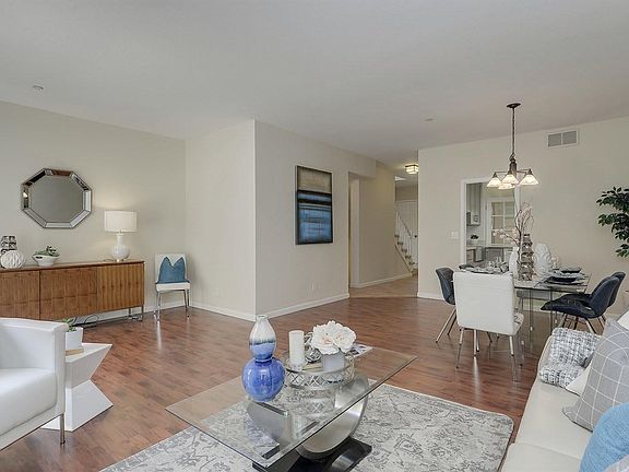 4th image of 975 La Mesa Ter Unit F
