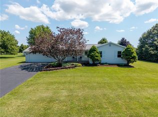1261 Middle Rd, Caledonia, NY 14423