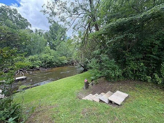 2nd image of 125 State Rd