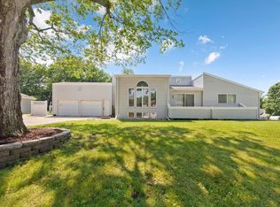 701 Lawler St, Emmetsburg, IA 50536