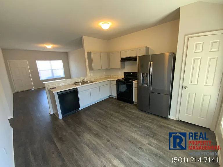41 Winter Valley Cv — Photo 6