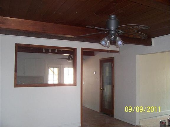 5th image of 205 Olive St