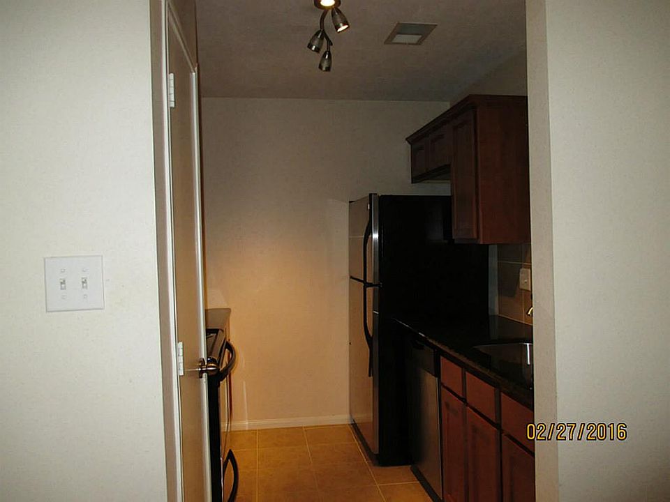 1st image of 1100 Augusta Dr APT 86