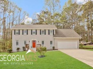 1583 Stoneleigh Hill Rd, Lithonia, GA 30058