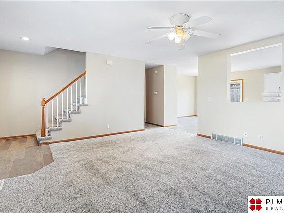 3rd image of 14605 Grand Ave