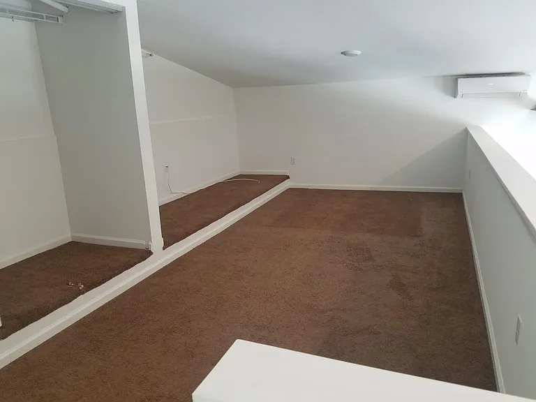 2231 Bryn Mawr Ave #12 — Photo 7