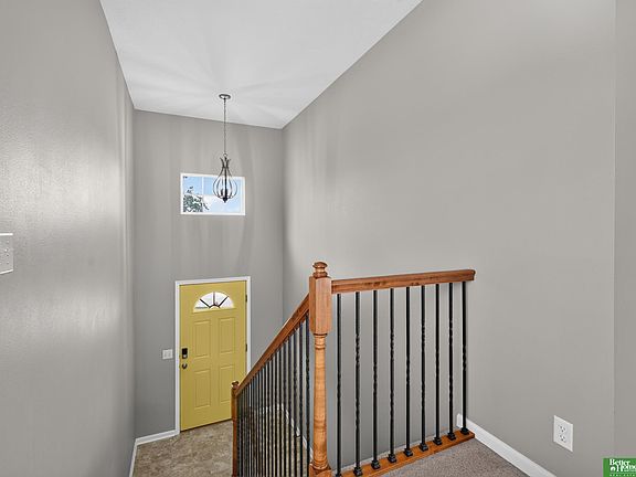 3rd image of 19160 Drexel Cir