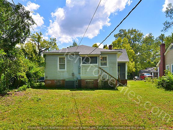3rd image of 4911 Burke Ave