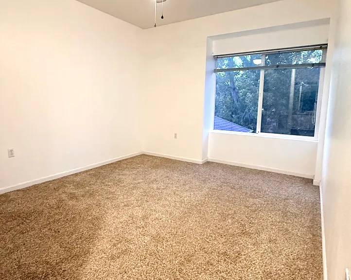4545 Wheaton Dr #D370 — Photo 10