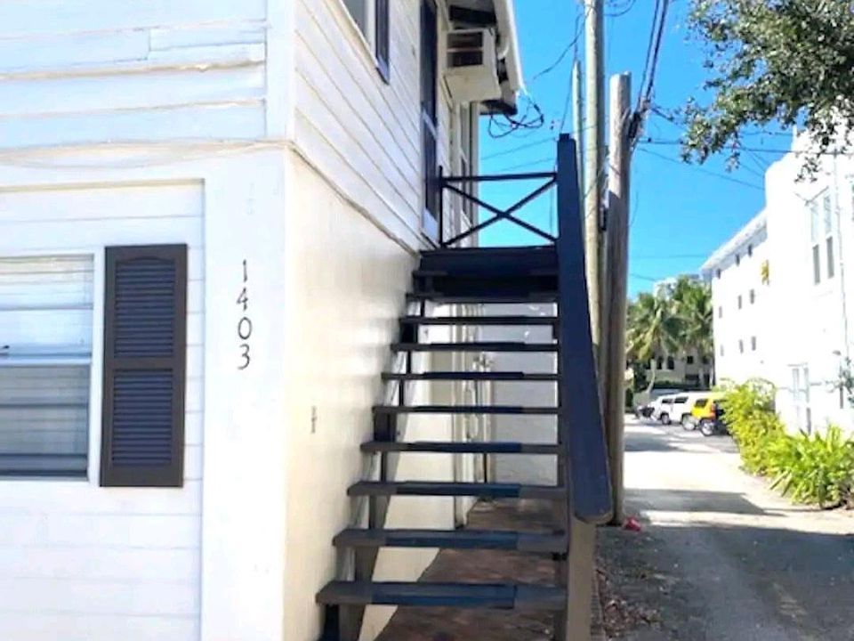 1st image of 1403B SE 2nd St #B