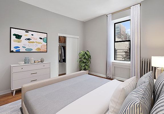 4th image of 81 W 127th St #2R