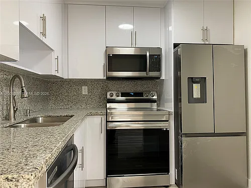 9320 Fontainebleau Blvd #301 Photo 1