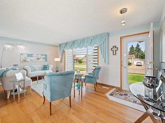 4th image of 5703 N 35th St