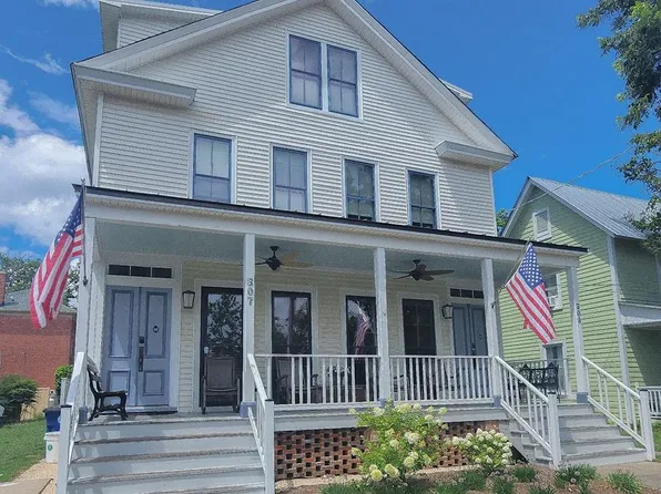 307&309 Randolph Ave, Cape Charles, VA 23310