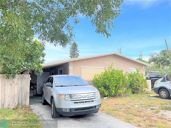 5th image of 3690 NE 15th Ave