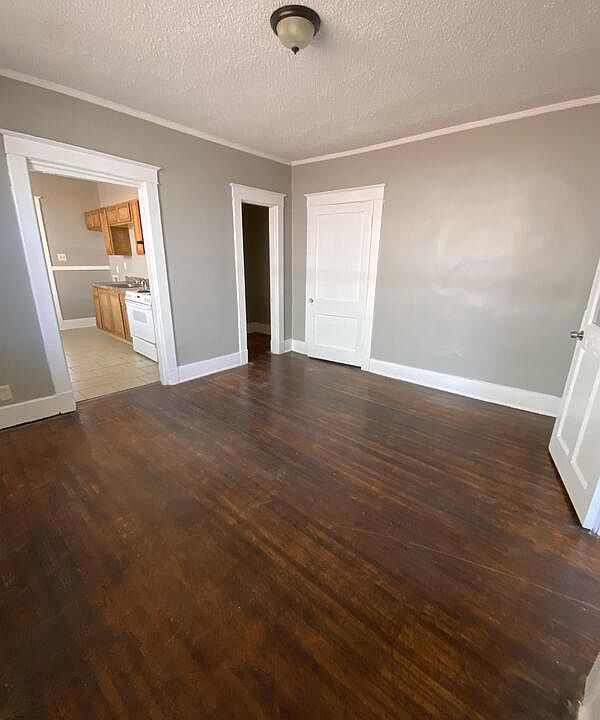 1st image of 806 Maury St APT 2