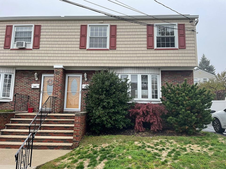 1st image of 284 Eagle St
